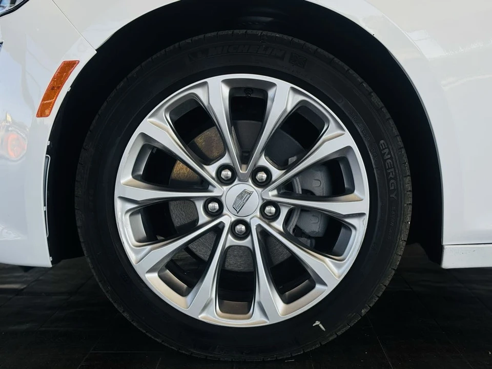 2022 Cadillac CT5 - Image 27 of 31