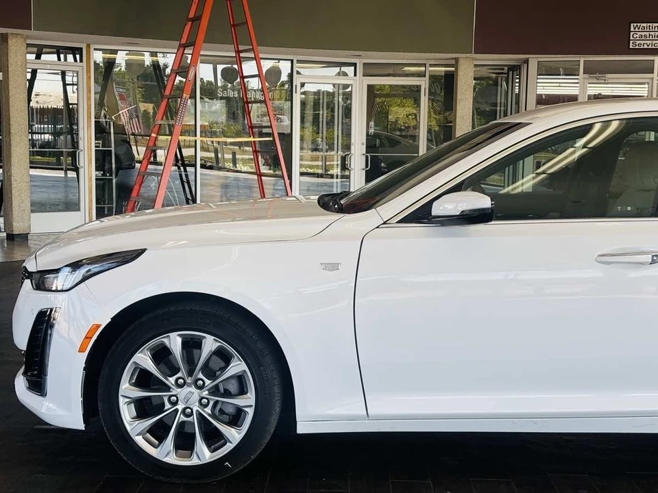 2022 Cadillac CT5 - Image 15 of 31