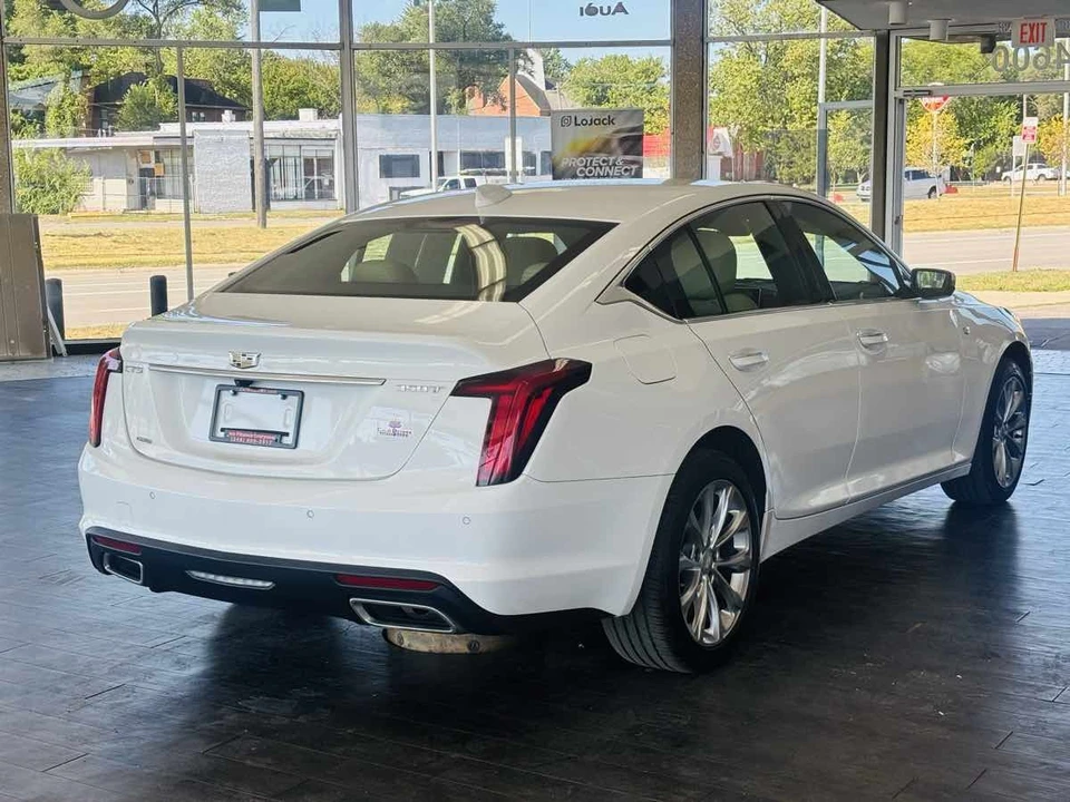 2022 Cadillac CT5 - Image 7 of 31