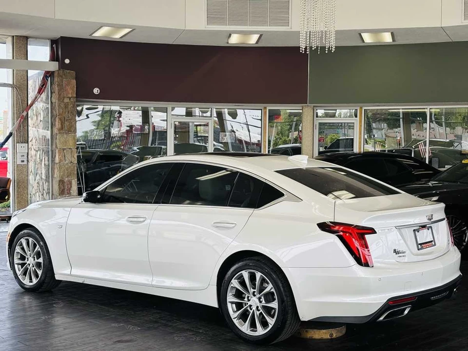 2022 Cadillac CT5 - Image 15 of 31