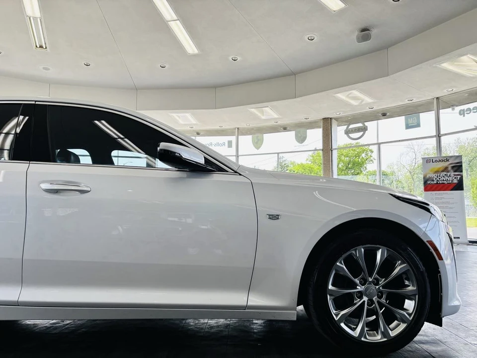 2022 Cadillac CT5 - Image 4 of 31