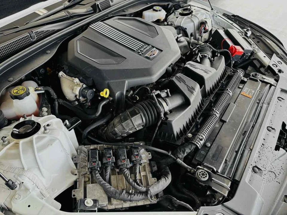 2022 Cadillac CT5 - Image 25 of 31