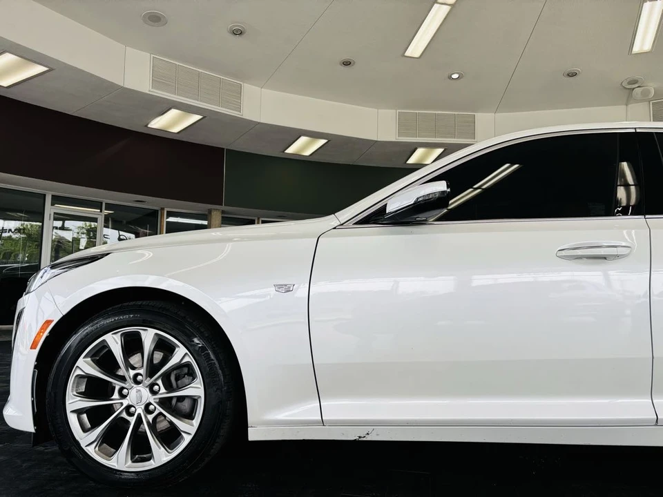 2022 Cadillac CT5 - Image 17 of 31