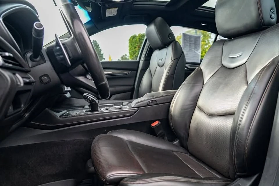 2022 Cadillac CT5 - Image 13 of 17