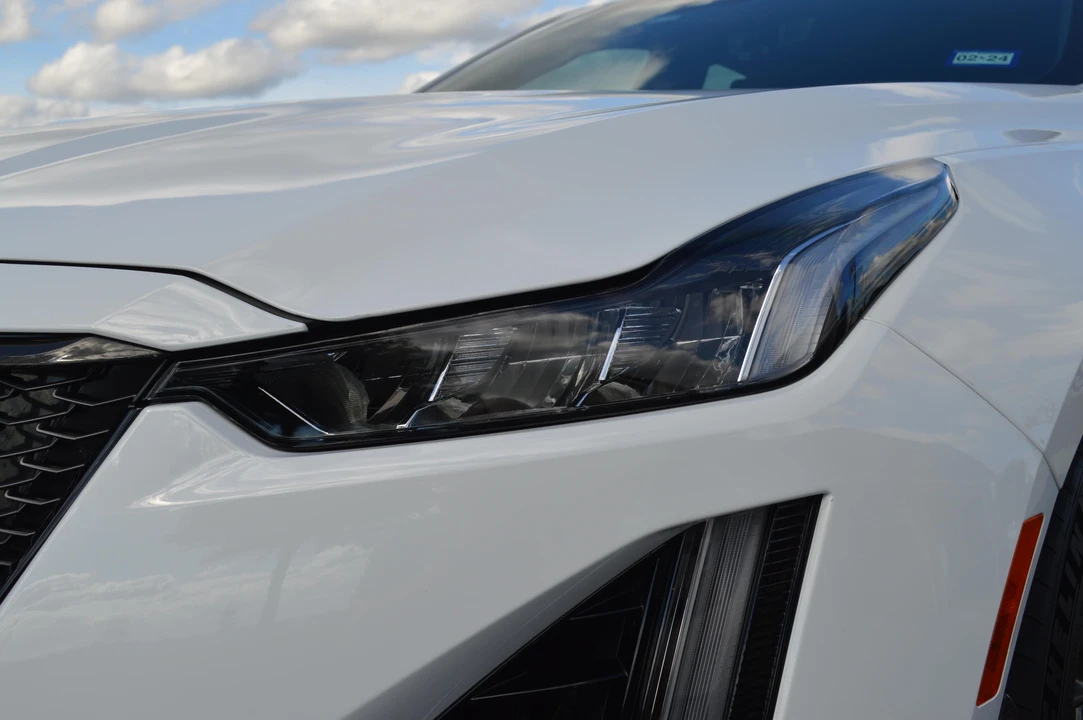 2022 Cadillac CT5-V Blackwing - Image 11 of 31
