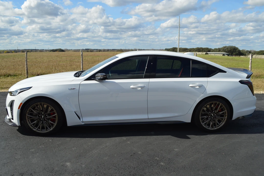 2022 Cadillac CT5-V Blackwing - Image 4 of 31
