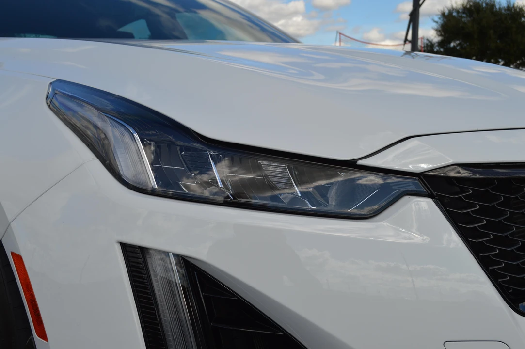 2022 Cadillac CT5-V Blackwing - Image 9 of 31