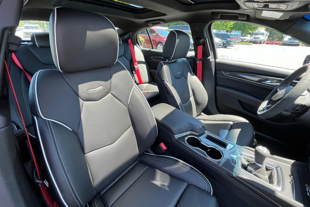 2022 Cadillac CT5-V Blackwing - Image 25 of 31