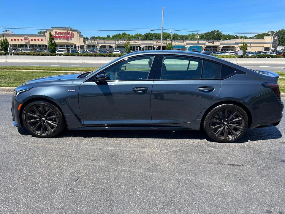 2022 Cadillac CT5-V Blackwing - Image 9 of 31