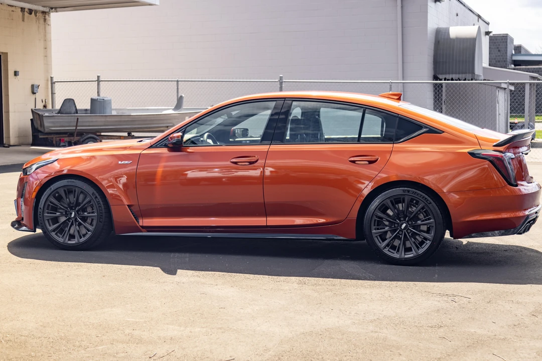2022 Cadillac CT5-V Blackwing - Image 16 of 31