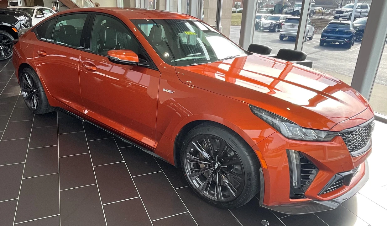 2022 Cadillac CT5-V Blackwing - Image 26 of 31