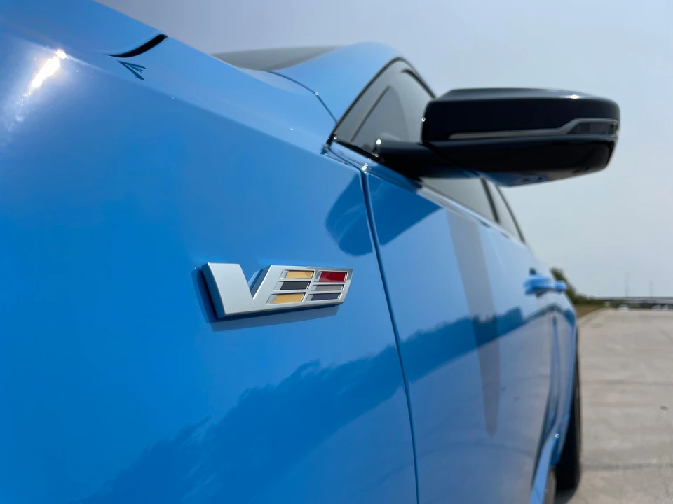 2022 Cadillac CT5-V Blackwing - Image 25 of 31