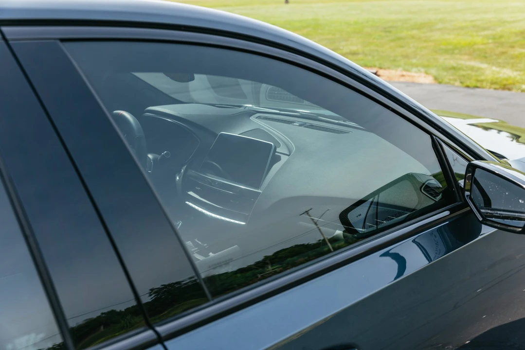 2022 Cadillac CT5-V Blackwing - Image 25 of 31