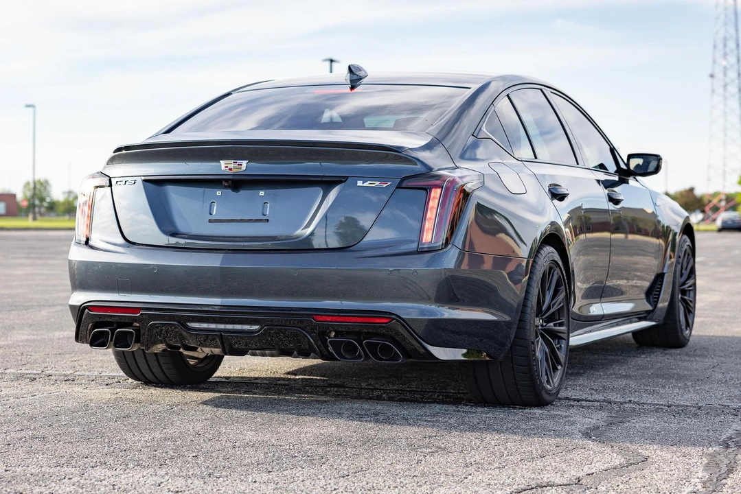 2022 Cadillac CT5-V Blackwing - Image 15 of 31