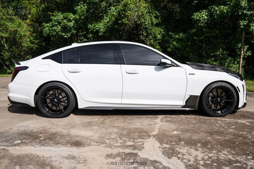 2022 Cadillac CT5-V Blackwing - Image 9 of 24