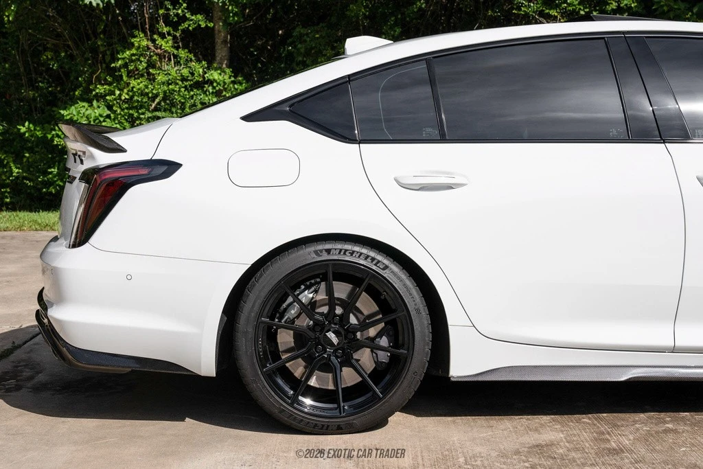 2022 Cadillac CT5-V Blackwing - Image 10 of 24