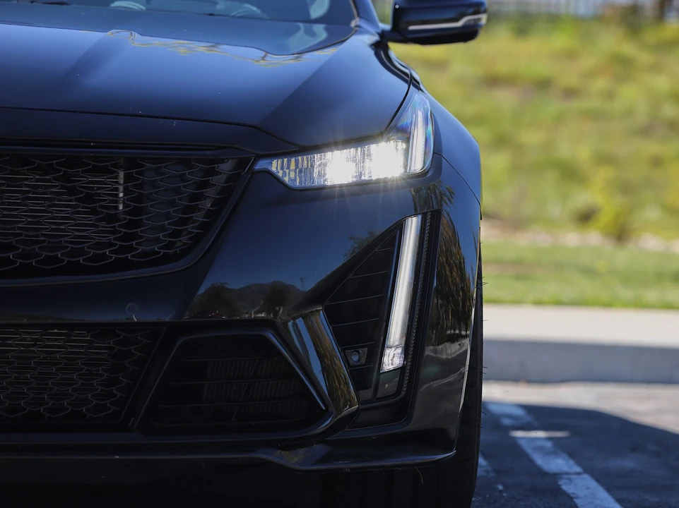 2022 Cadillac CT5-V Blackwing - Image 24 of 31
