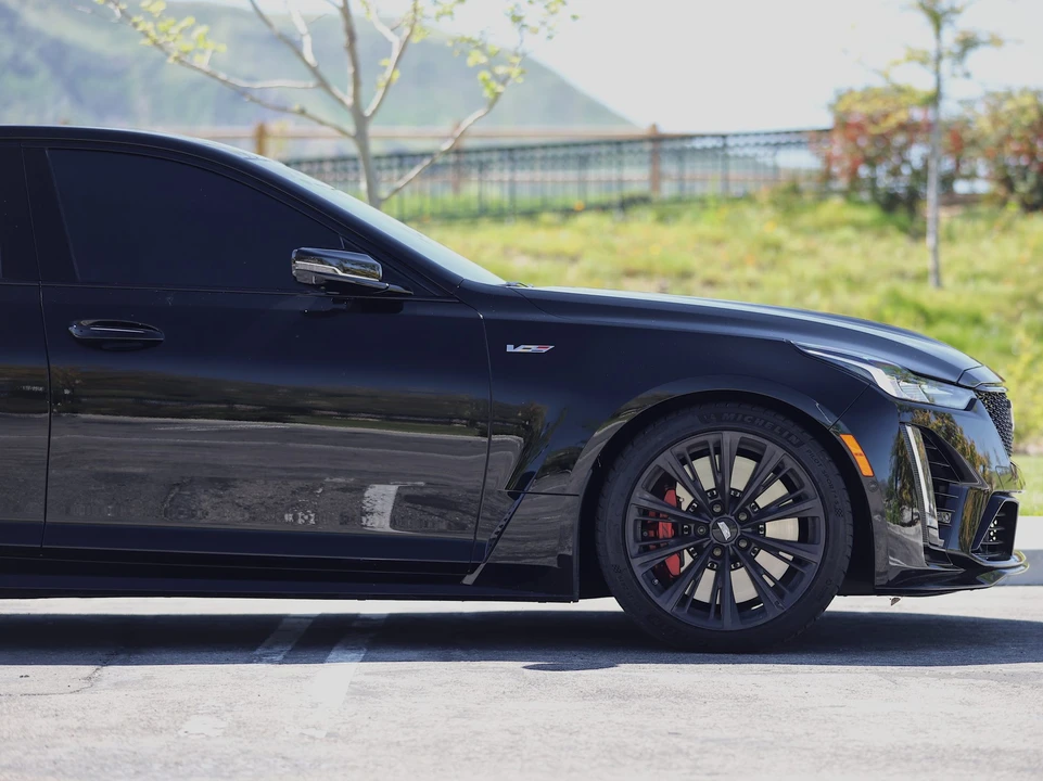 2022 Cadillac CT5-V Blackwing - Image 22 of 31