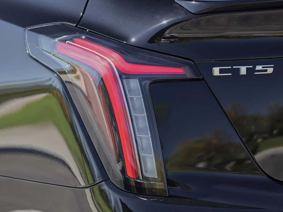 2022 Cadillac CT5-V Blackwing - Image 25 of 31