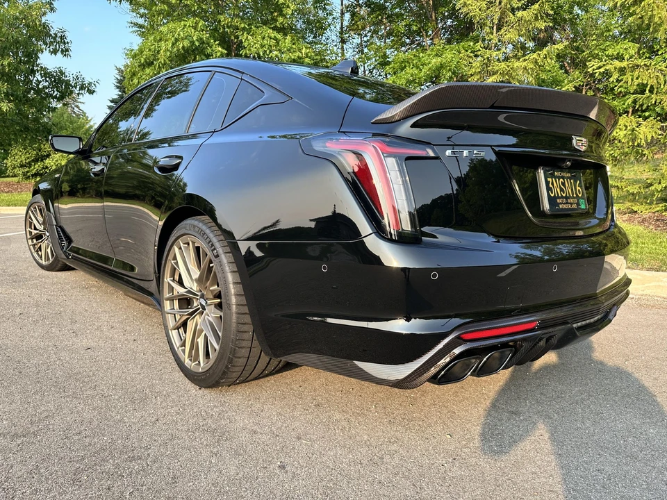 2022 Cadillac CT5-V Blackwing - Image 10 of 31