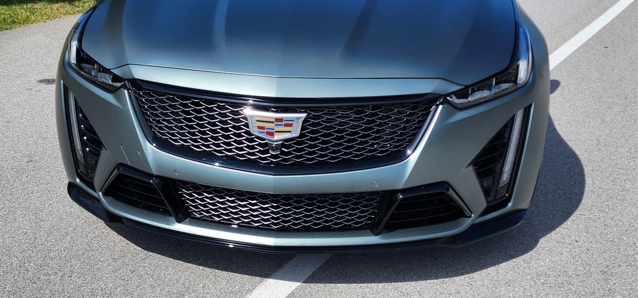 2022 Cadillac CT5-V Blackwing - Image 19 of 31