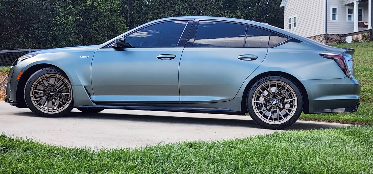 2022 Cadillac CT5-V Blackwing - Image 14 of 31