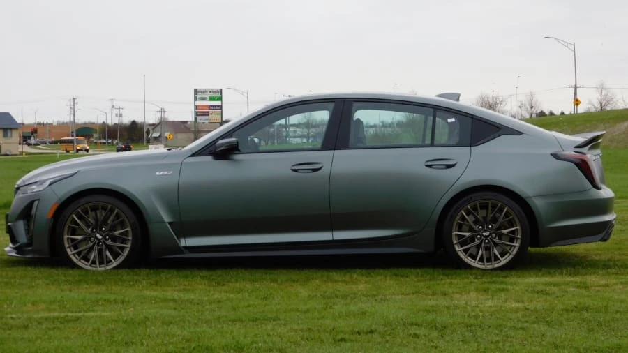 2022 Cadillac CT5-V Blackwing - Image 23 of 24