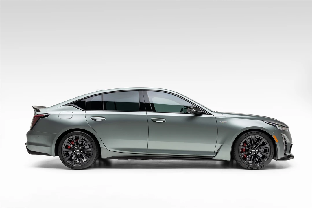 2022 Cadillac CT5-V Blackwing - Image 9 of 31