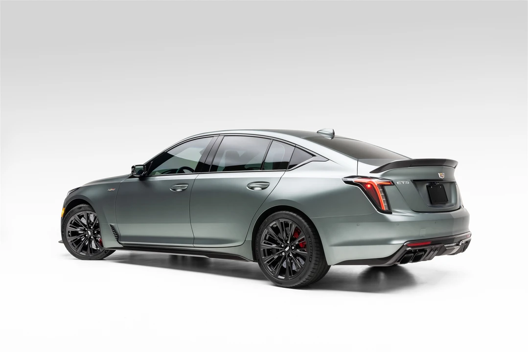 2022 Cadillac CT5-V Blackwing - Image 17 of 31