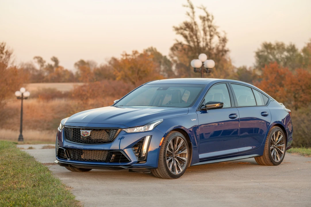 2022 Cadillac CT5-V Blackwing - Image 10 of 31