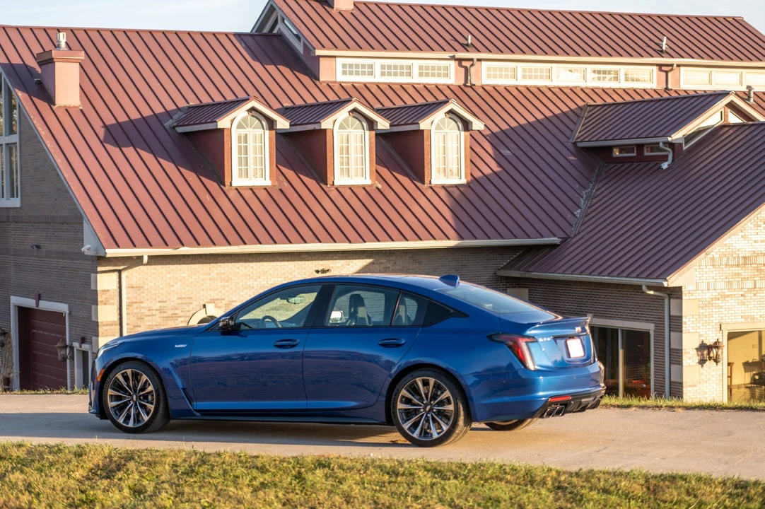 2022 Cadillac CT5-V Blackwing - Image 23 of 31