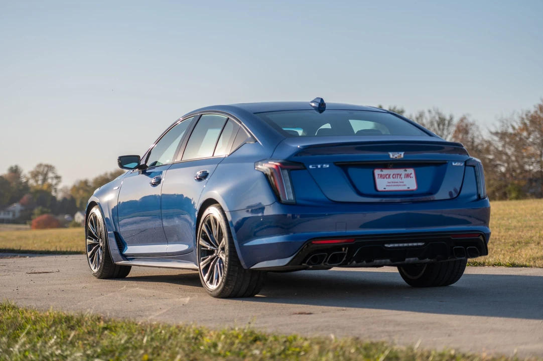2022 Cadillac CT5-V Blackwing - Image 26 of 31