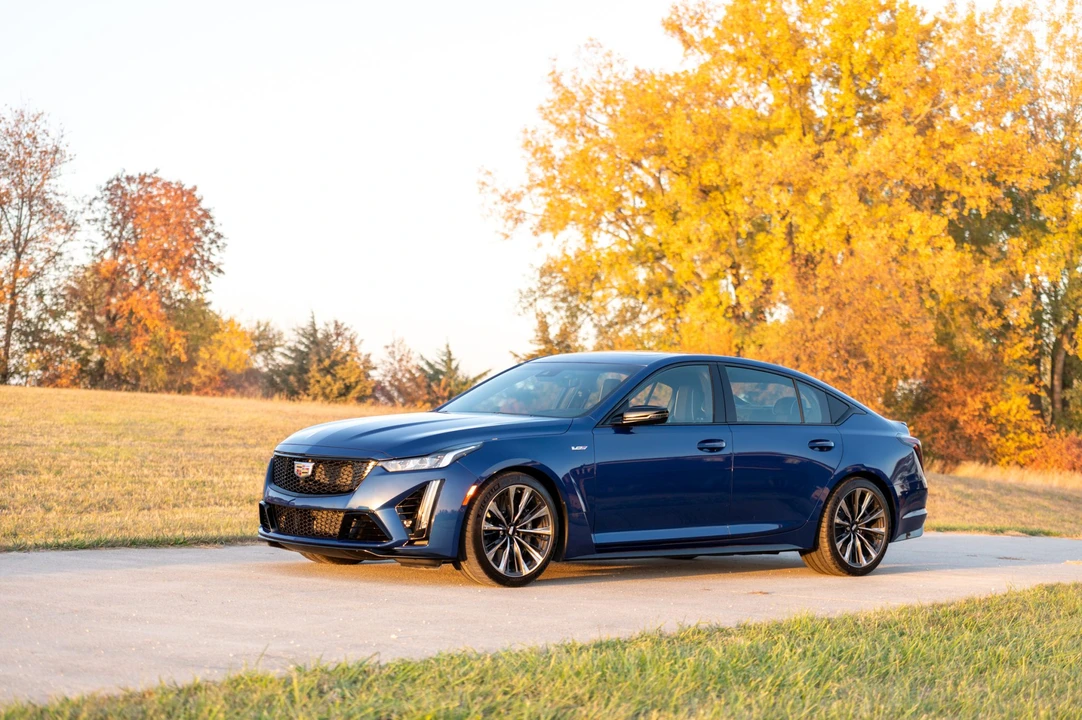2022 Cadillac CT5-V Blackwing - Image 13 of 31
