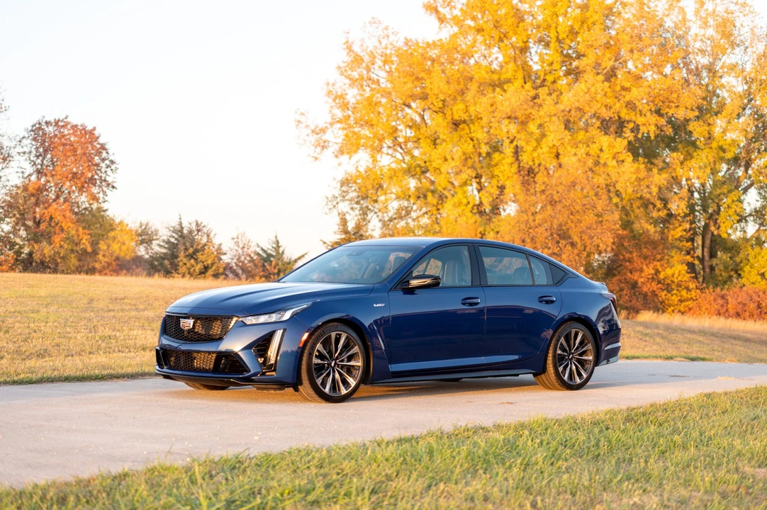 2022 Cadillac CT5-V Blackwing - Image 12 of 31