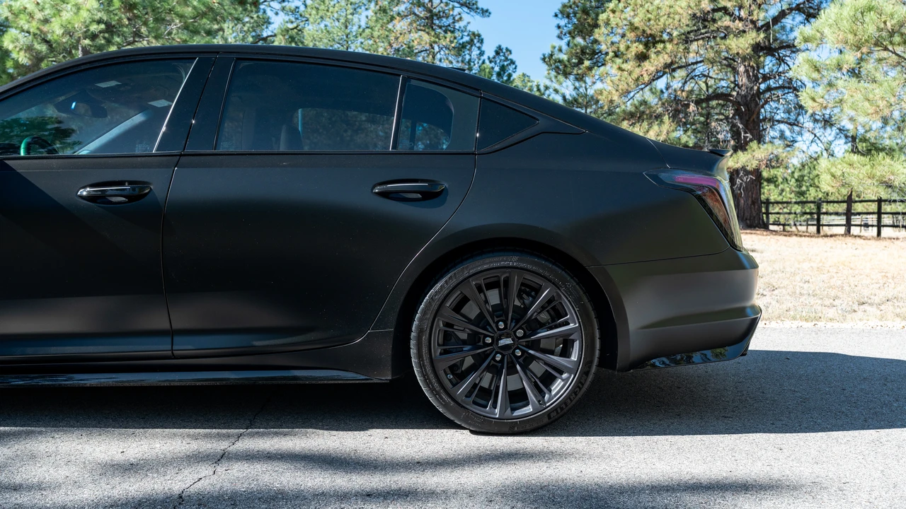 2022 Cadillac CT5-V Blackwing - Image 13 of 31