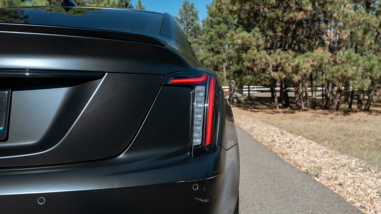 2022 Cadillac CT5-V Blackwing - Image 19 of 31