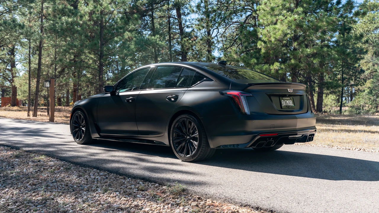 2022 Cadillac CT5-V Blackwing - Image 7 of 31