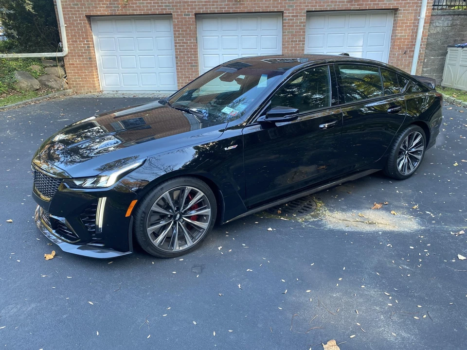 2022 Cadillac CT5-V Blackwing - Image 2 of 31
