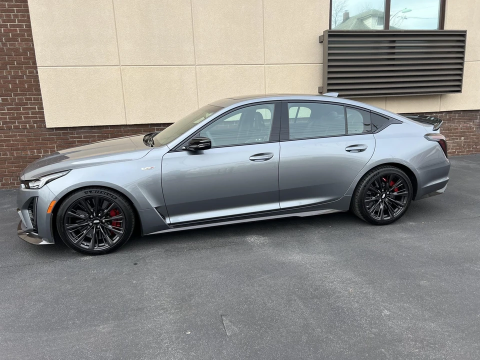 2022 Cadillac CT5-V Blackwing - Image 8 of 31