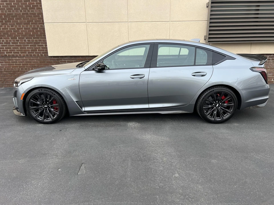 2022 Cadillac CT5-V Blackwing - Image 9 of 31