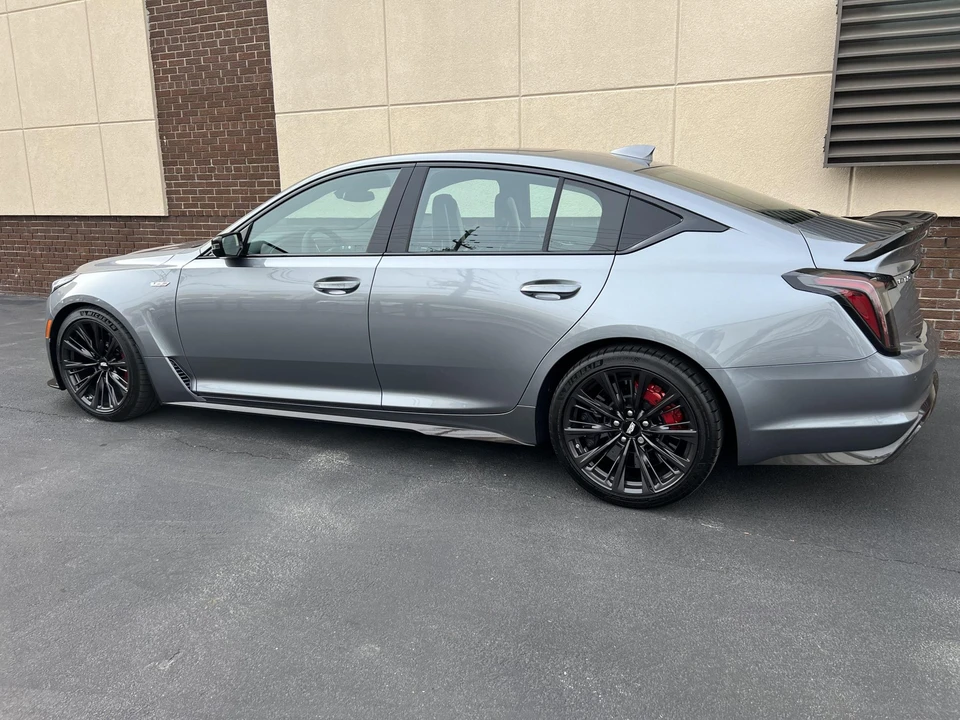 2022 Cadillac CT5-V Blackwing - Image 10 of 31