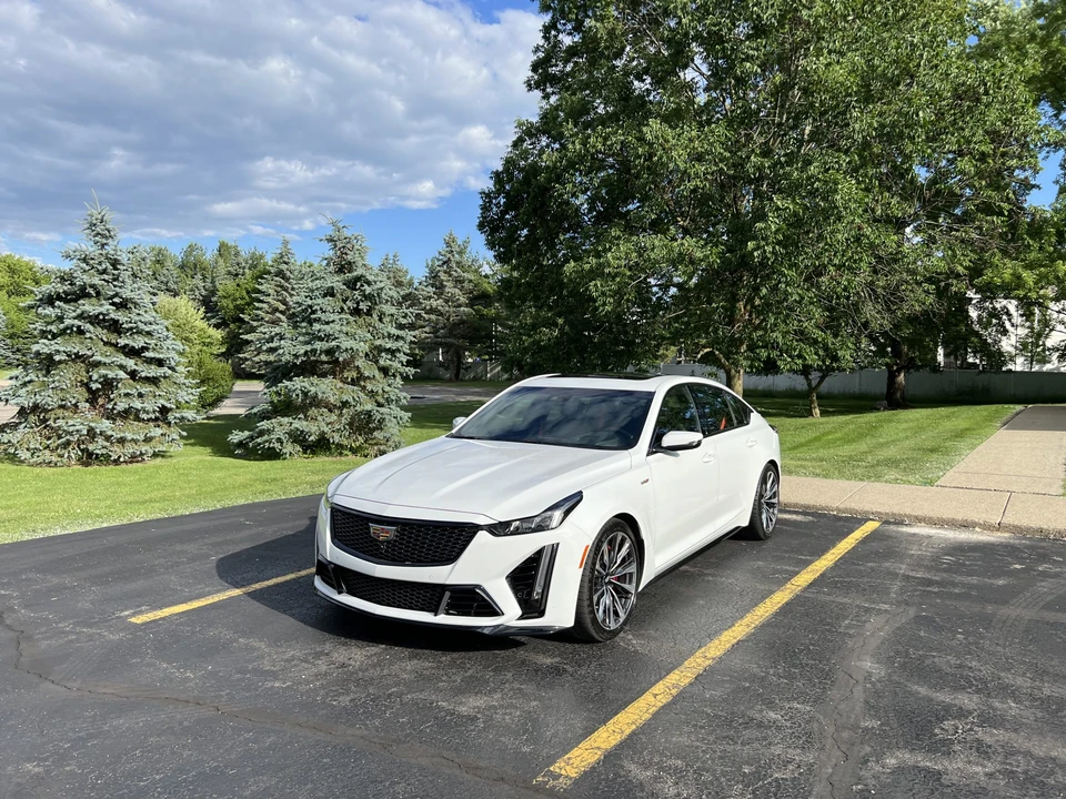 2022 Cadillac CT5-V Blackwing - Image 10 of 31