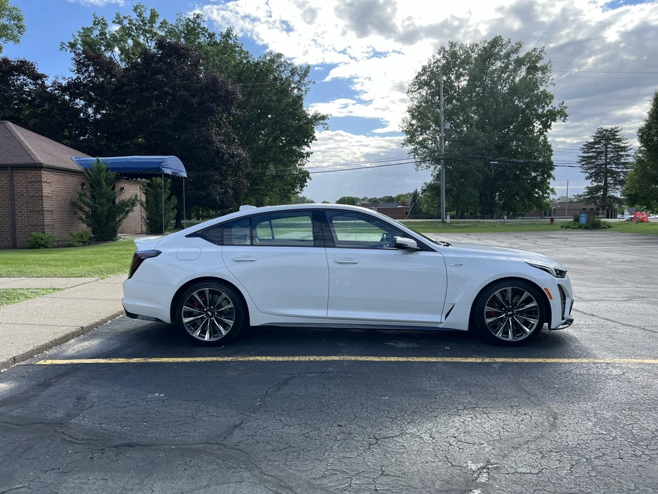 2022 Cadillac CT5-V Blackwing - Image 21 of 31