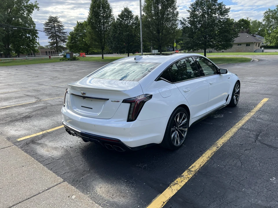2022 Cadillac CT5-V Blackwing - Image 18 of 31