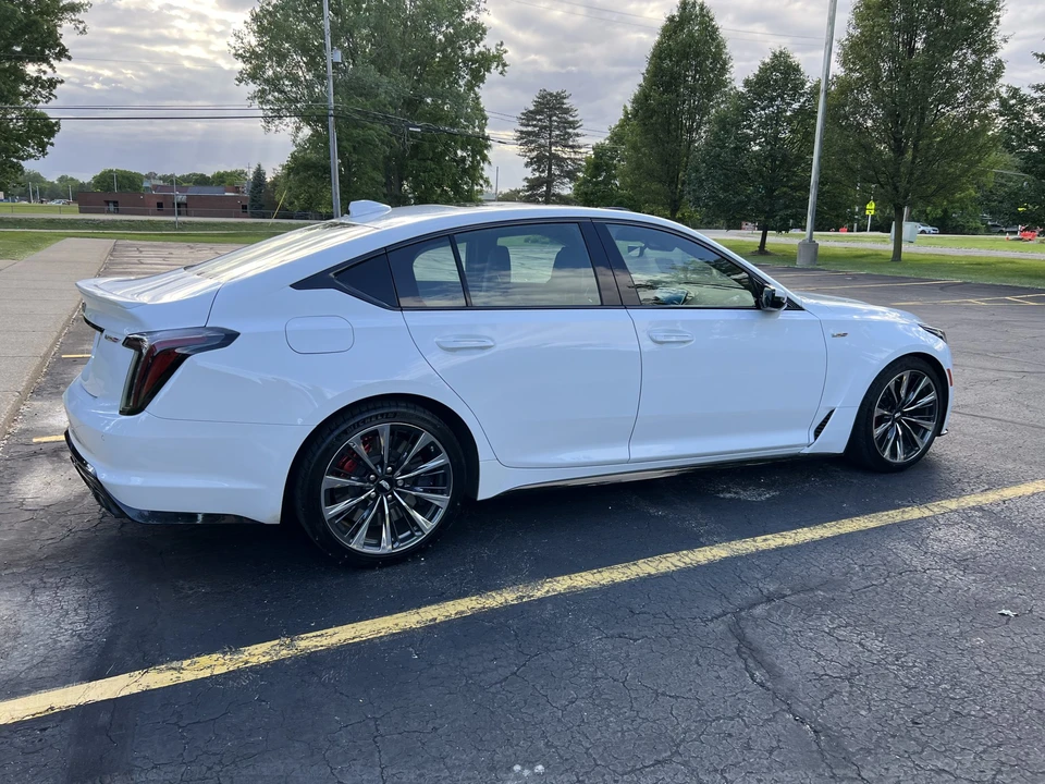 2022 Cadillac CT5-V Blackwing - Image 19 of 31