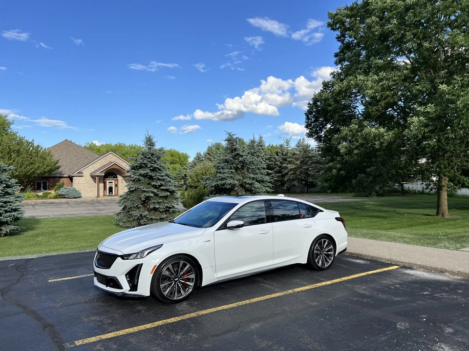 2022 Cadillac CT5-V Blackwing - Image 12 of 31