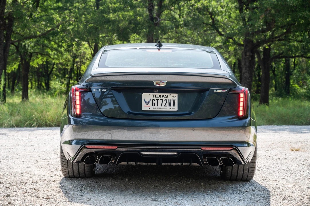 2022 Cadillac CT5-V Blackwing - Image 5 of 31
