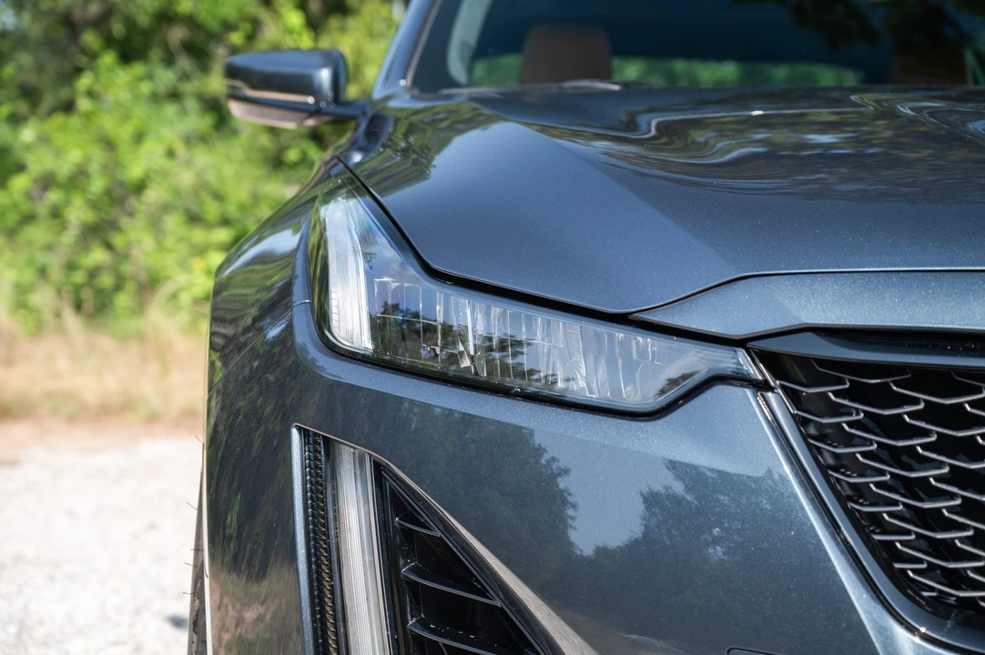 2022 Cadillac CT5-V Blackwing - Image 10 of 31