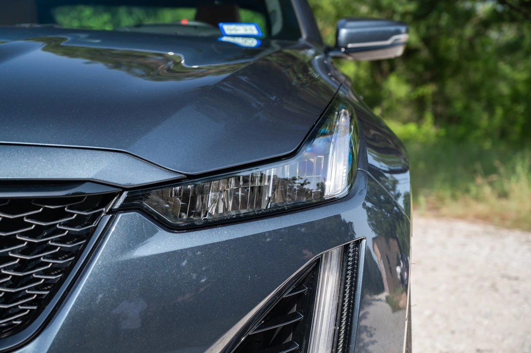 2022 Cadillac CT5-V Blackwing - Image 11 of 31