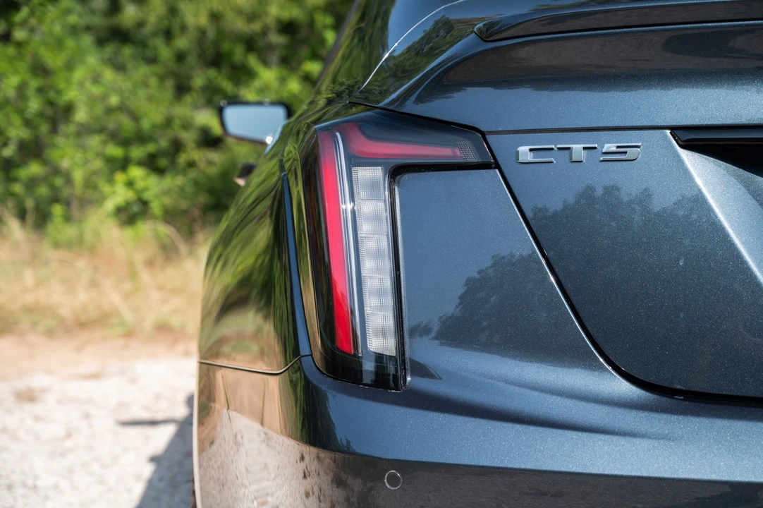 2022 Cadillac CT5-V Blackwing - Image 29 of 31